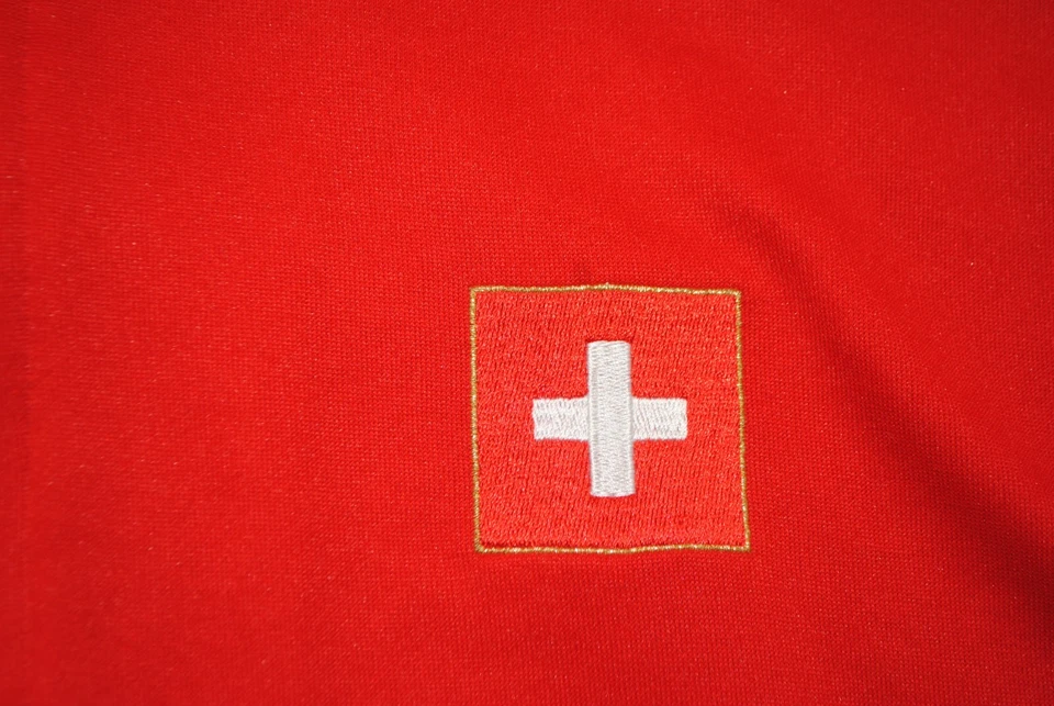 SWITZERLAND NATIONAL TEAM FOOTBALL SOCCER ORIGINALS TRACKSUIT ZIP ADIDAS 368917 - Image 3 of 4