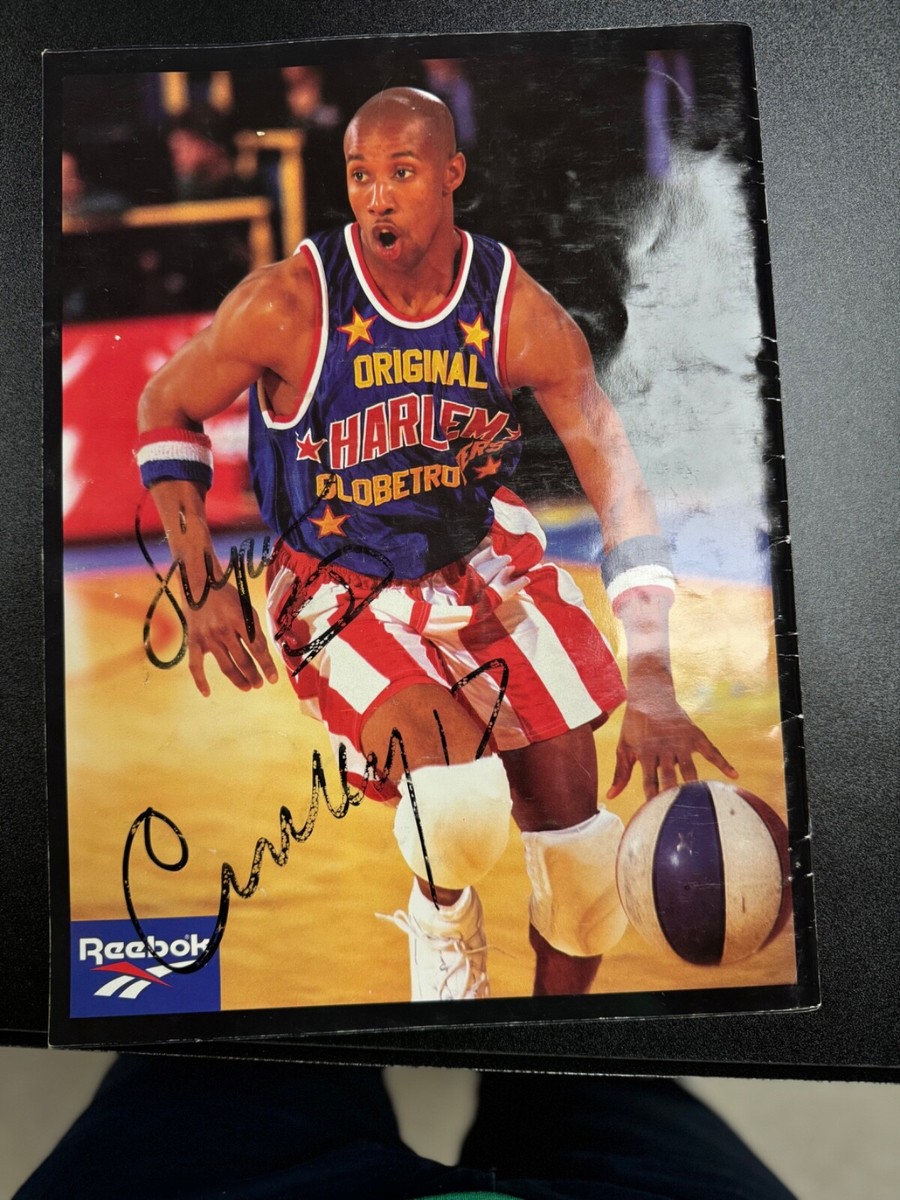 趣味 HARLEM GLOBETROTTERS 70th Anniversary Signed Harlem Globetrotters 70th Anniversary Magazine. The