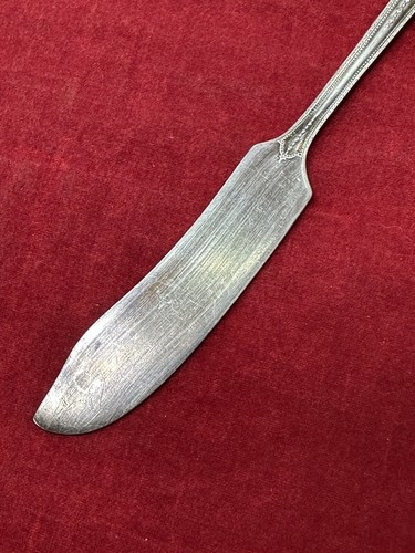 Hampton Court Community Plate 1926 Flatware Wreath ONEIDA Butter Knife - Picture 5 of 11