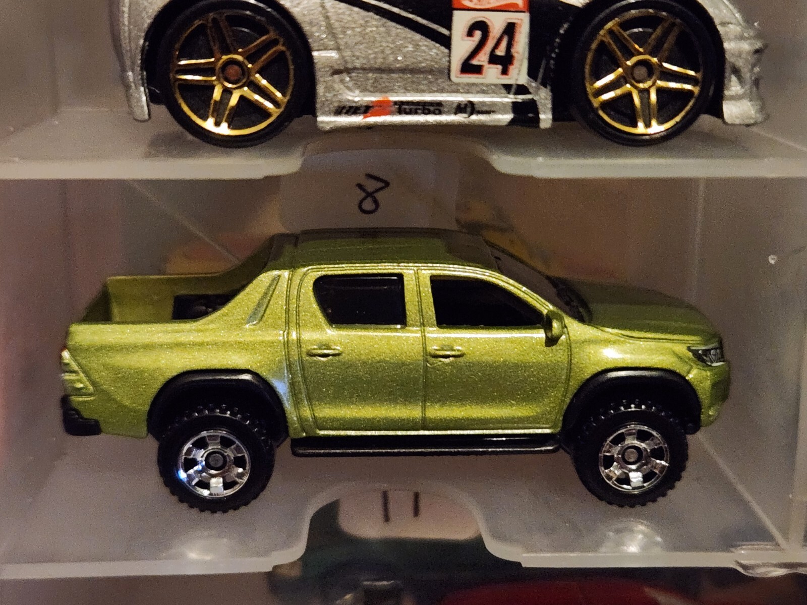 Picture 9 of 25