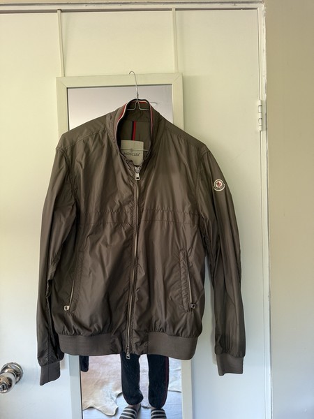 Moncler Men’s Brown Bomber Jacket Logo Patch Zip/Button Pockets Size 1