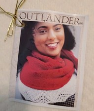 Outlander River Run Shawl Kit by Trendsetters Yarn Co Organic Wool Red Gray New