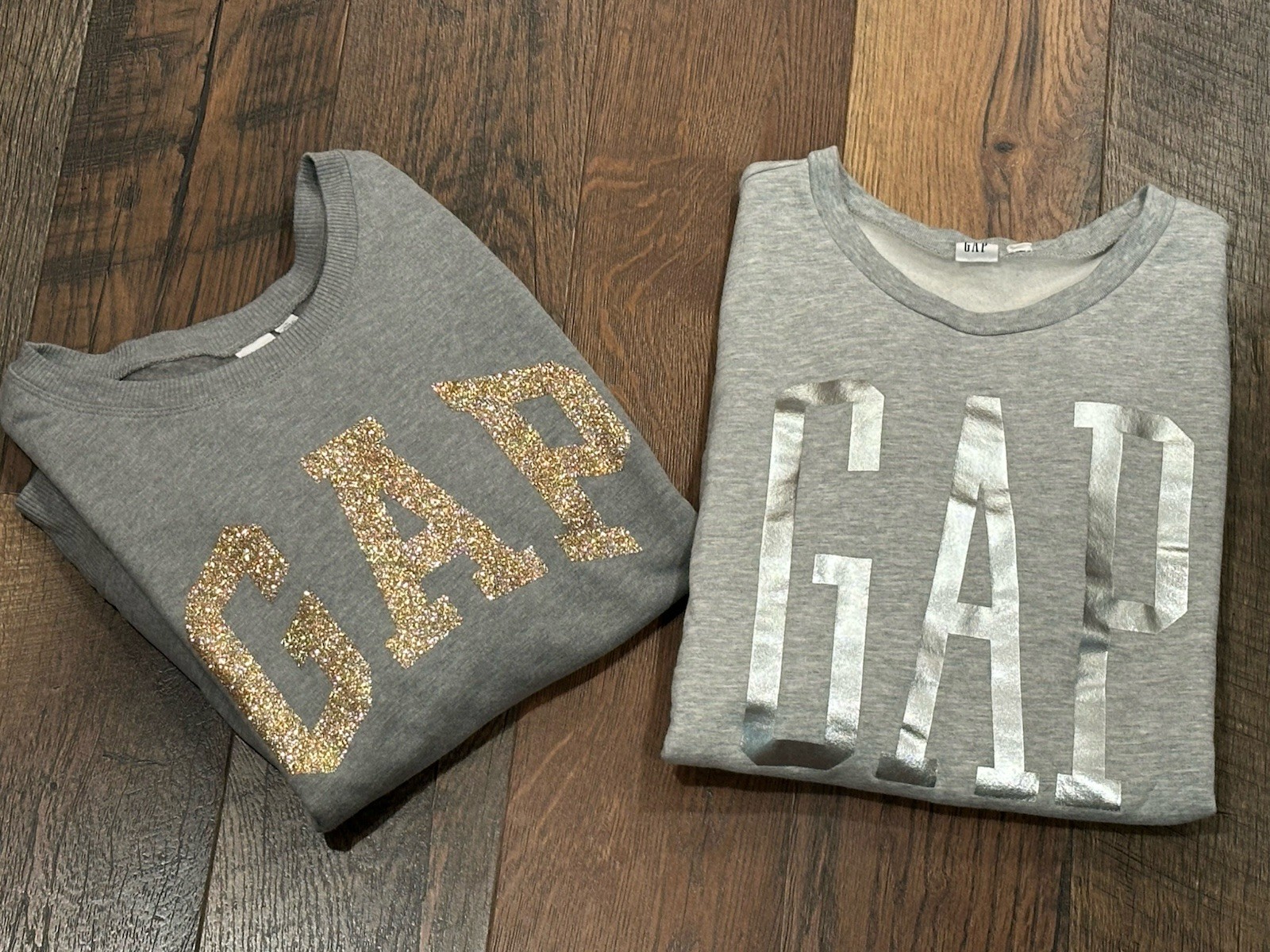 Women's GAP Gray Pullover Crew Neck Sweatshirt Si… - image 1