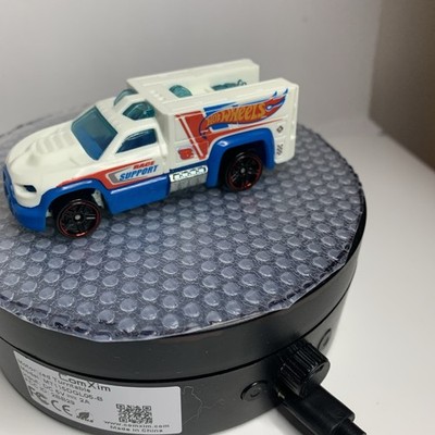 RESCUE DUTY Truck #8 RACE SUPPORT Hot Wheels 105/250 HW Racing 2013 
