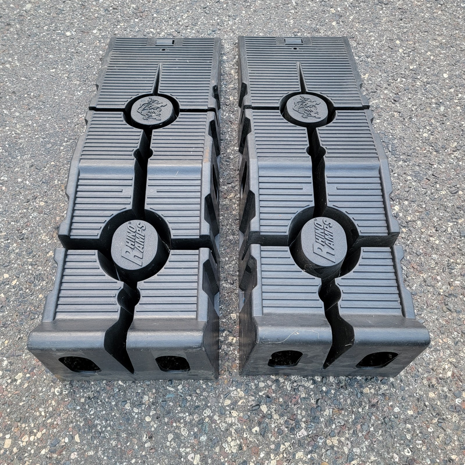 Rhino Ramps Car Lift Set Model 11909 12000LB Gross Capacity, Pair, Made In USA