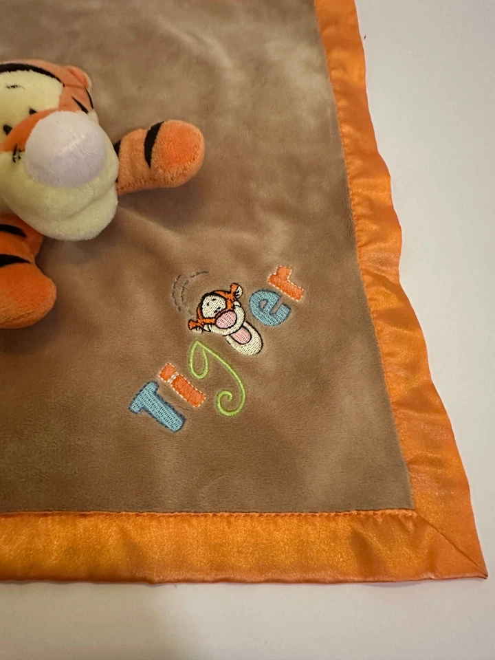 Disney Baby Tigger милый безопасности одеяло игрушка коричневый атлас отделки вышитый детей - Изображение 2 из 4