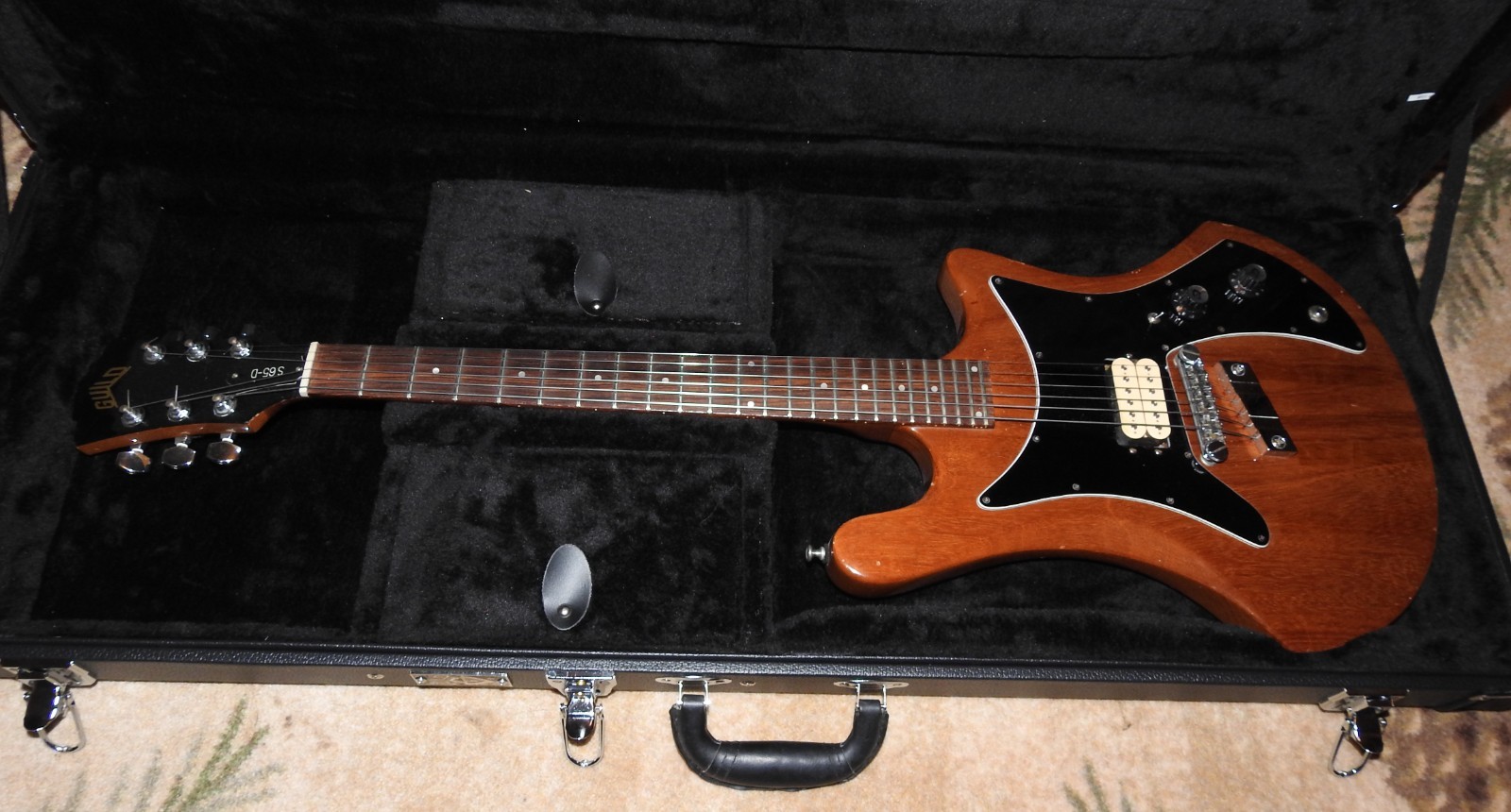 Guild 1981, S65-D Natural w/Guild deluxe hard shell case