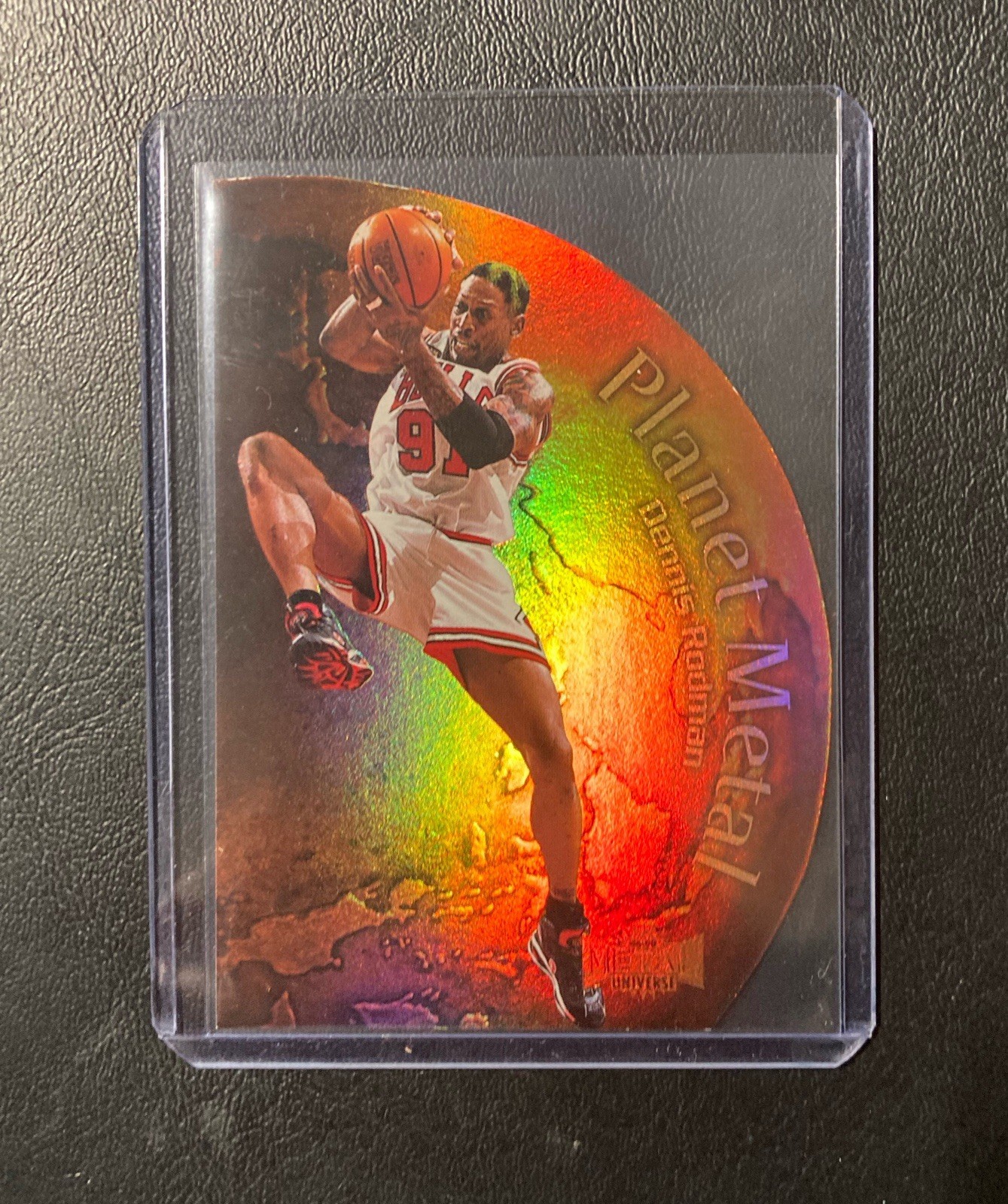 1998-99 Skybox Metal Universe #5 Bulls Planet Metal Diecut ~ Dennis Rodman