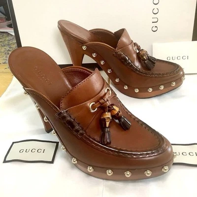 Sandales mule plateforme BAMBOU GUCCI clous dorés marron pompon EU36,5 neuves - Photo 1/4