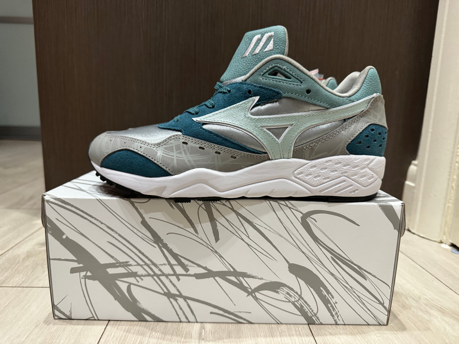 Mizuno x Hanon Contender Grampus sneaker UK8 (US9) image 3