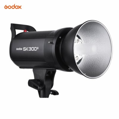 Godox SK300ii　中古実用品　その2 Amazon.com : Godox 2X SK300II Studio Flash Strobe Kit:2.4G