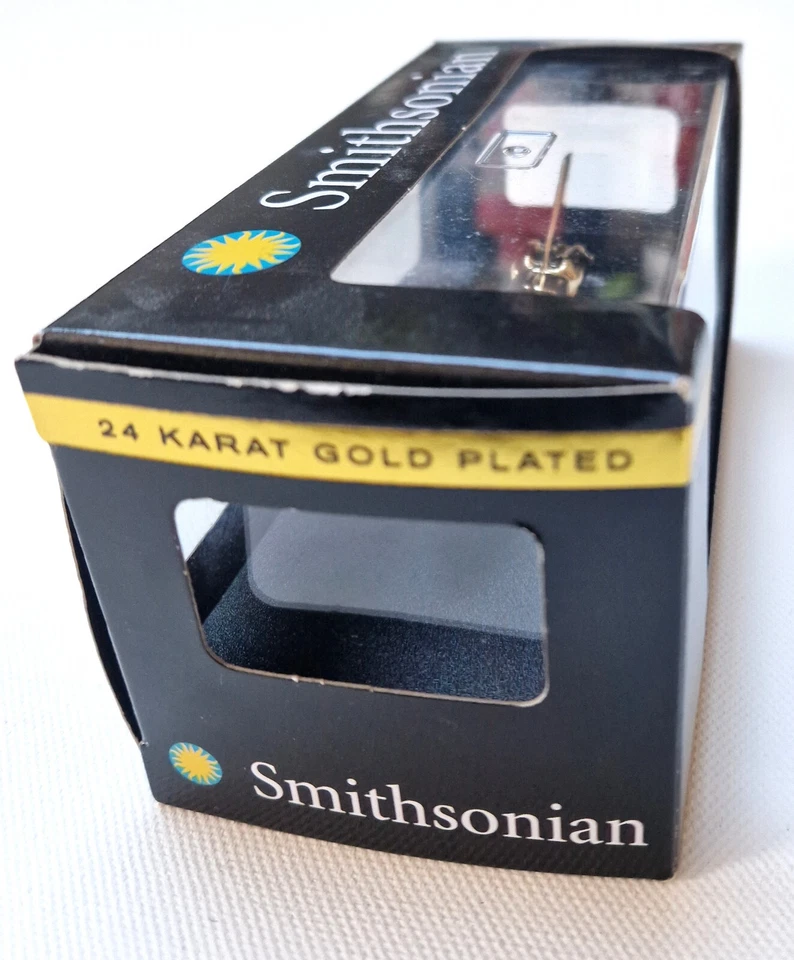 Modelo orbitador transbordador espacial Smithsonian de colección - chapado en oro de 24 quilates - caja Foto 2 de 4