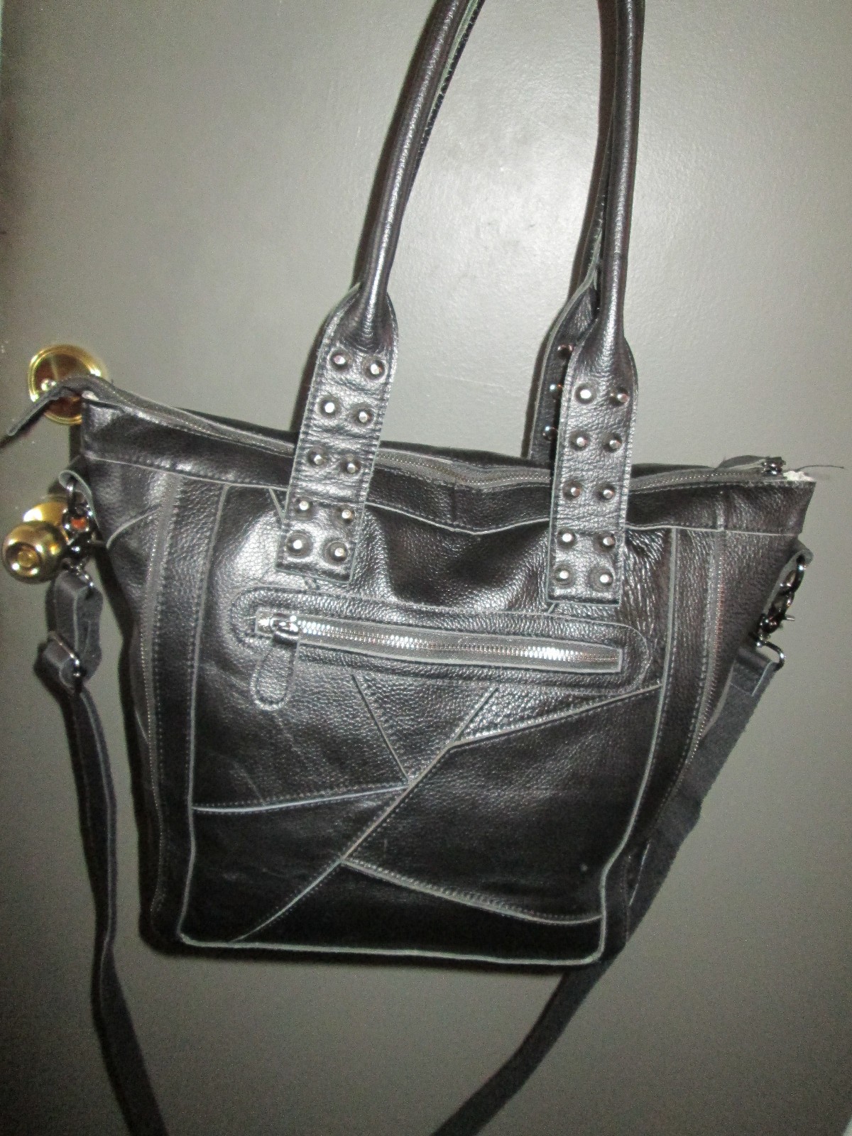 AMERI LEATHER SKULL STUDDED BLACK CROSSBODY SATCH… - image 3