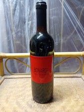 Bottiglia Vino Rosso Frizzante "Bonarda Oltrepò Pavese DOC Francesco Achilli"