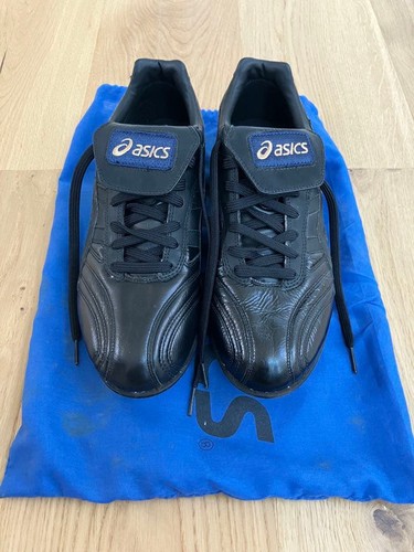 Asics 9.0US black baseball spikes with storage bag