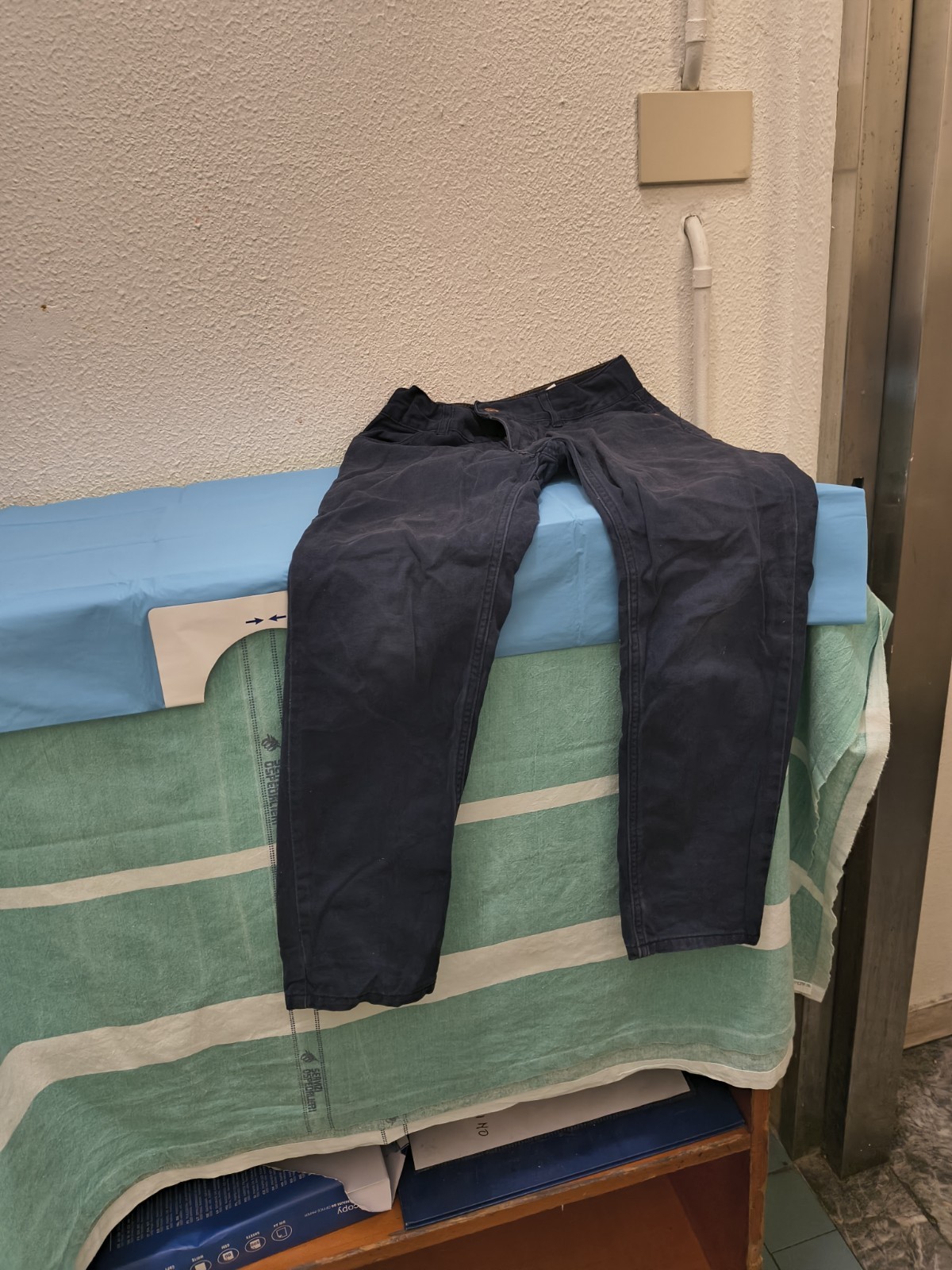 Camicia E Pantaloni