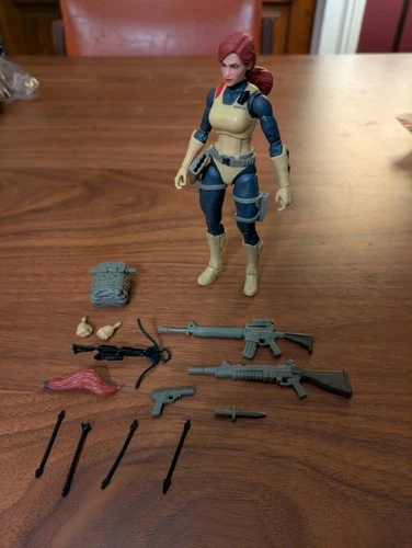 GI Joe Classified Series Retro Scarlett Complete