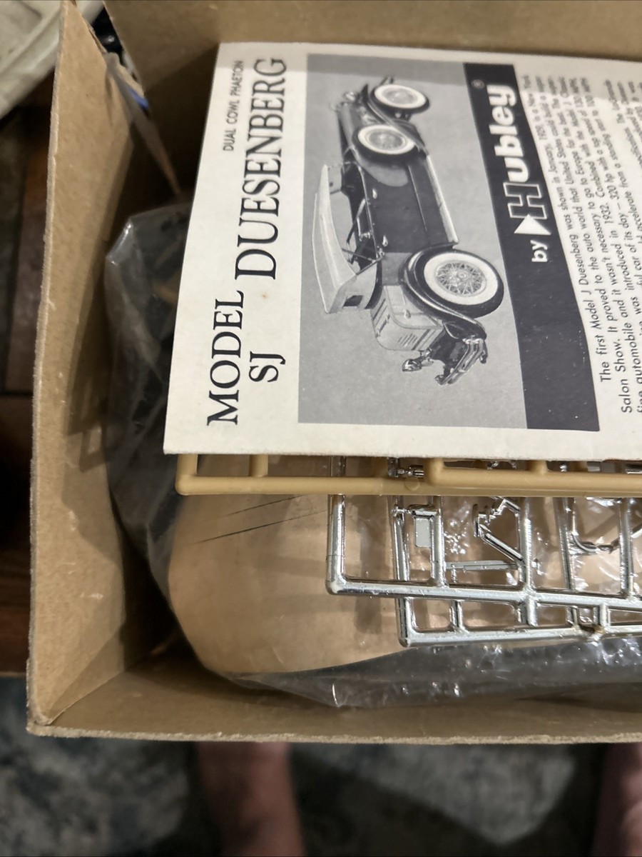 車 クラシックカー メタルキット 1/18 Duesenberg モデル