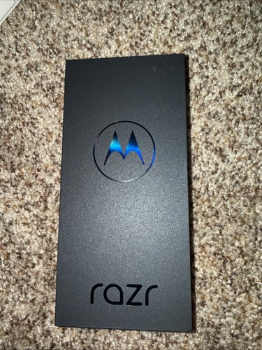 Motorola RAZR 2023 5G Carrier Unlocked Summer Lilac 8GB/128GB Flip ...