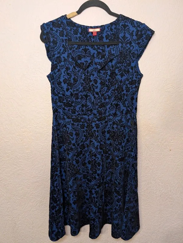 Joe Browns Blue Black Velvet Flock Damask Fit Flare Dress UK 12 Gothic Party image 2