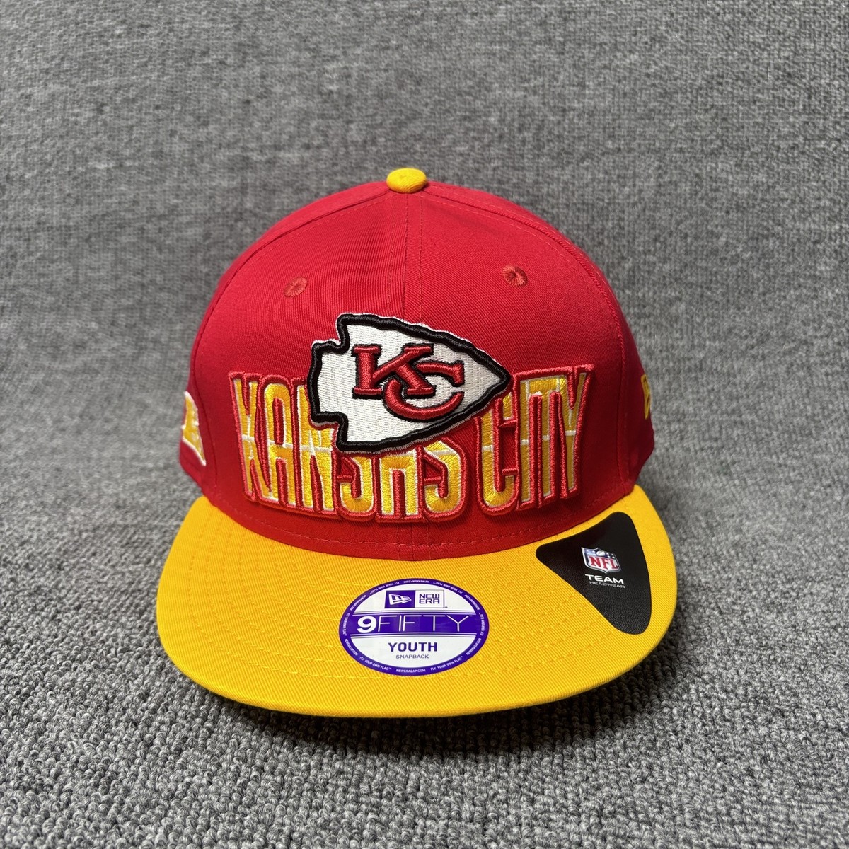 New Era 9FIFTY Kansas City Chiefs Youth Snapback Hat Red Yellow Underbrim Script