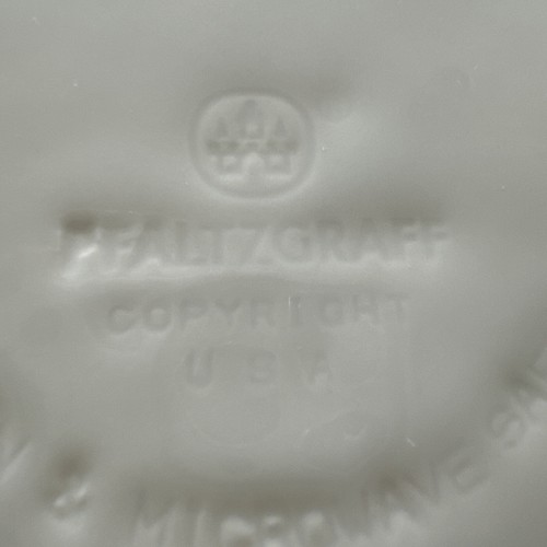 Pfaltzgraff Wyngate piatto da forno coperto a righe 2 quarti • 9 1/2 x 3 5/8" - Foto 10 di 16