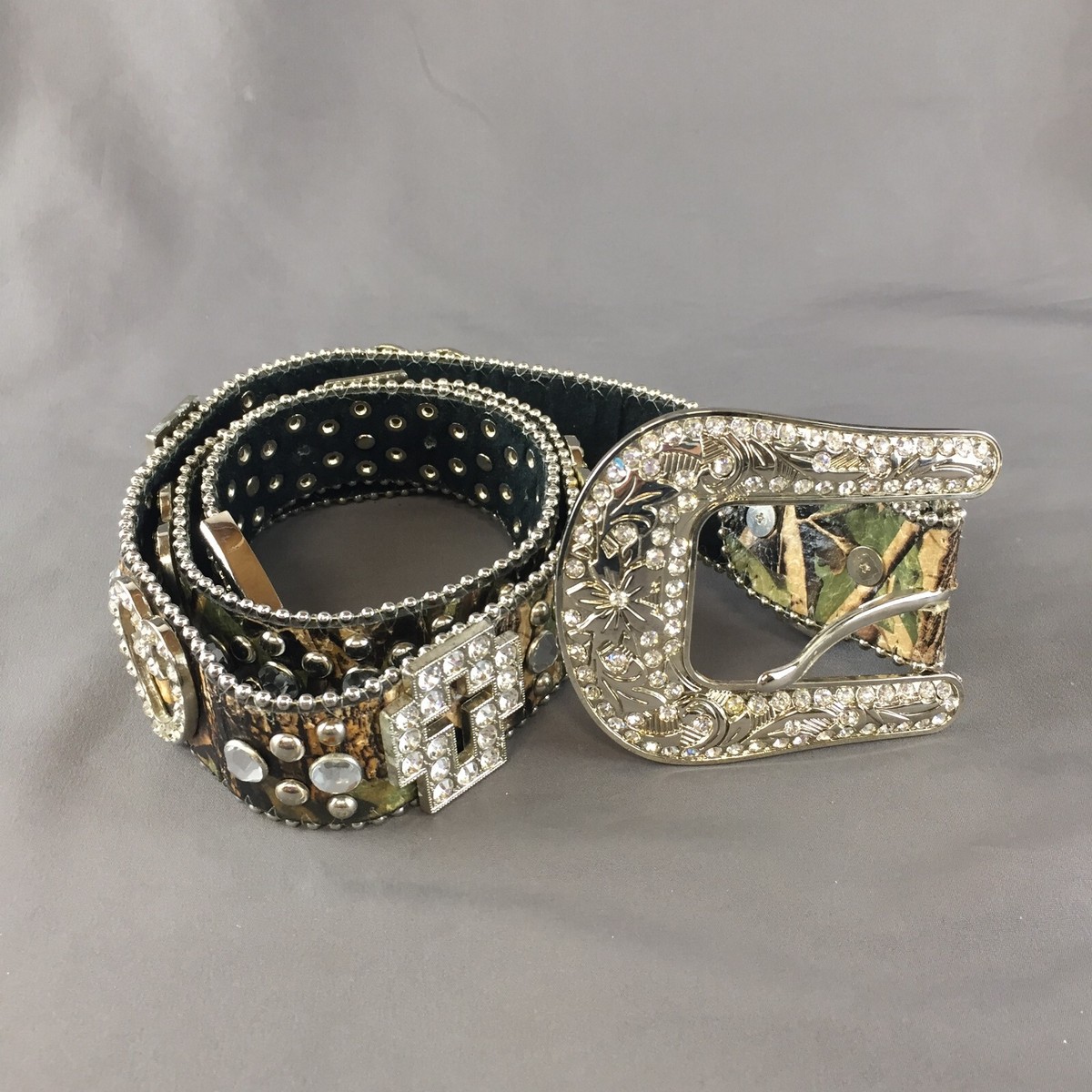Women’s Leather Camo Belt with rhinestones Muddy Girl Pink Camo Belt - Women main image 2
