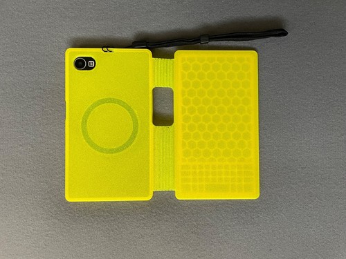 Minimal Phone Flip Case - Glow Yellow (3D Printed) - Zdjęcie 2 z 6
