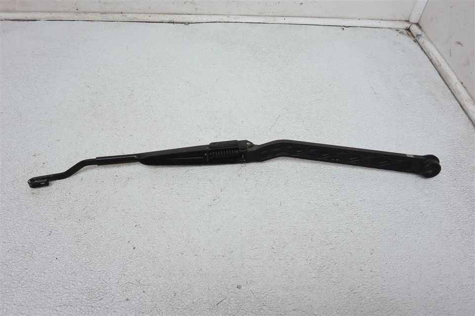 00 92 93 94 95 96 97 98 99 Brazo limpiaparabrisas derecho Lexus Sc300 85211-24080 Foto 4 de 4