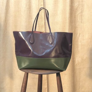 rochas tote