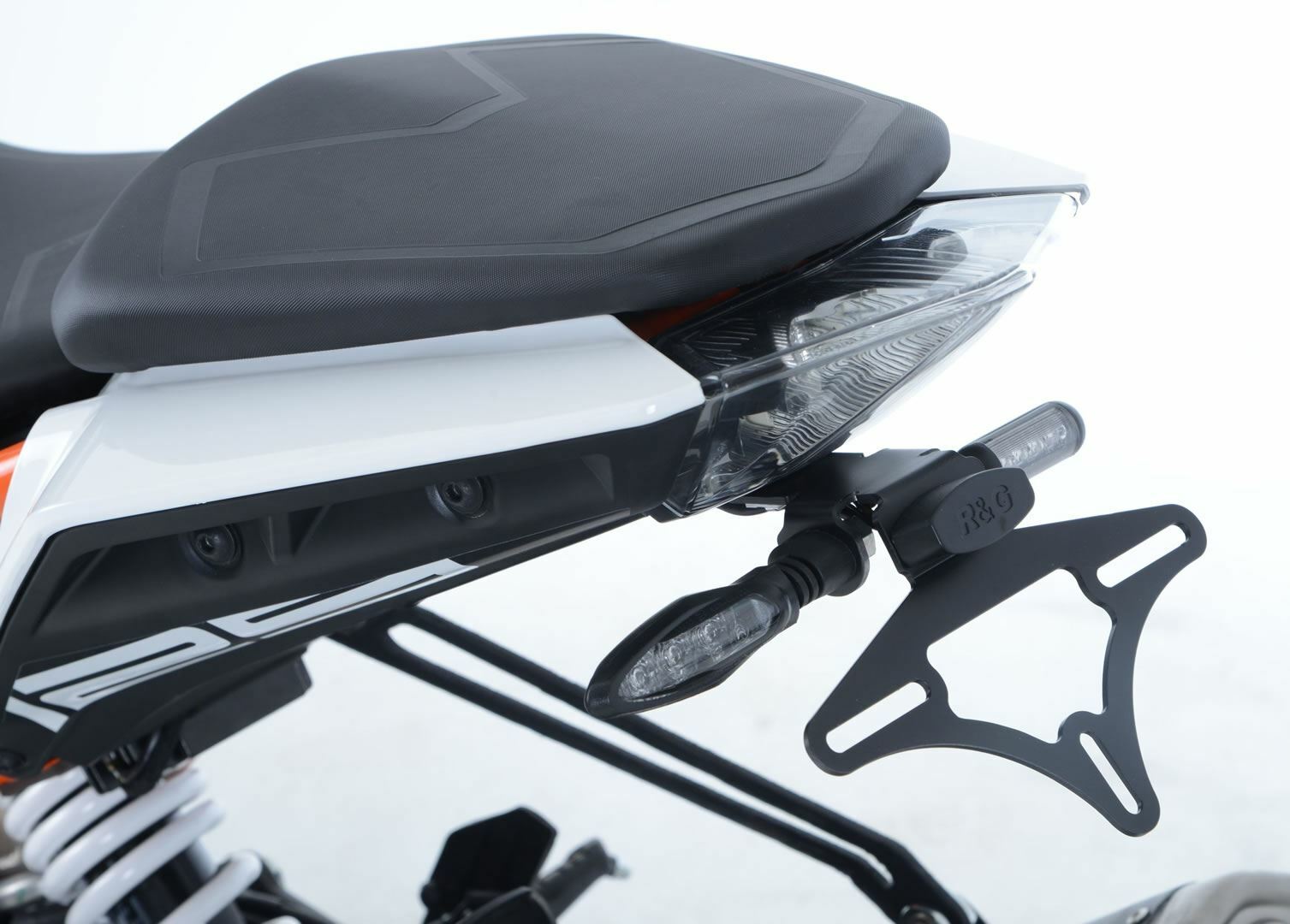 R&G Tail Tidy/Licence Plate Holder KTM 200 Duke 2017 - 2021
