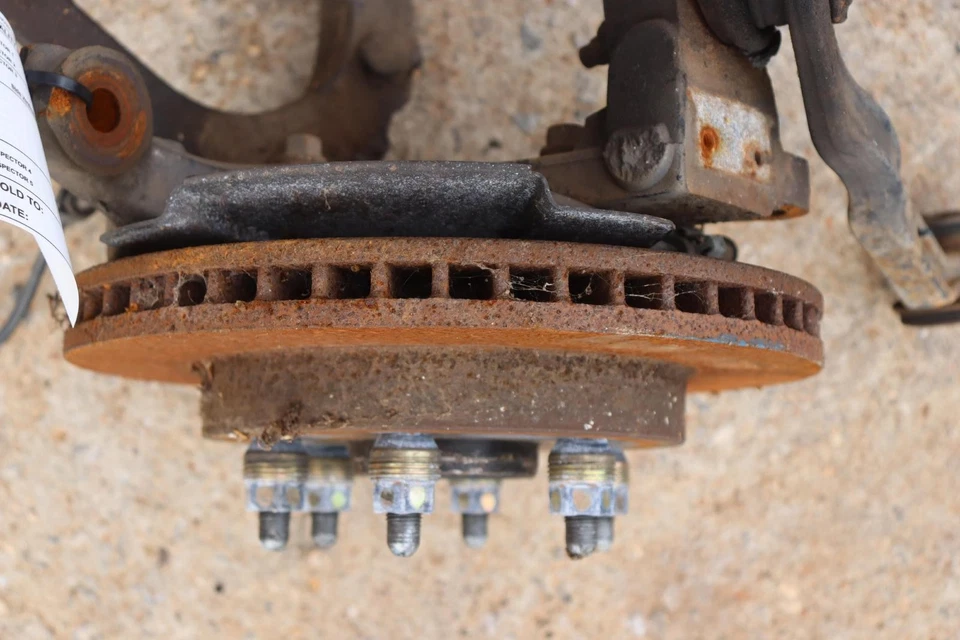 Chevy Tahoe 2000-2006 tracción trasera eje delantero izquierdo buje nudillo con brazos de control OEM Foto 3 de 4