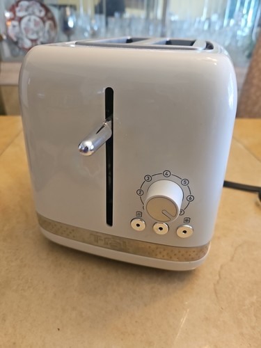 T-fal High Speed Series T42-A 2-Slice Toaster Deluxe Beige Classic Tested - Picture 3 of 10