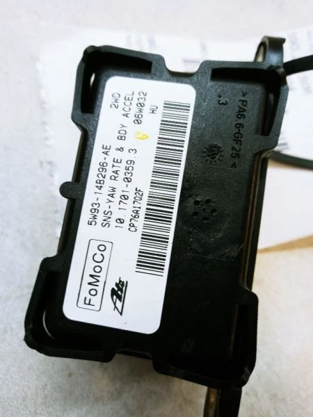 Jaguar XJ8 XJR 2004-2008 módulo sensor de velocidad guiñada OEM 5W93-14B296-AE Foto 2 de 4