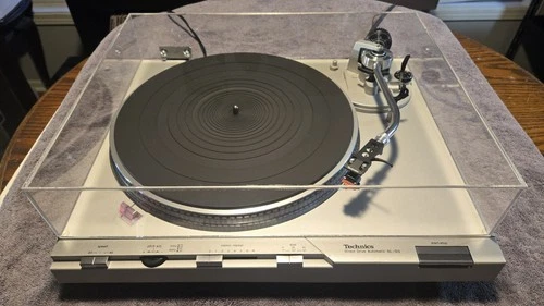 Technics Direct Drive SL-D3 Turntable, Serviced, Recapped, New Covers Available.