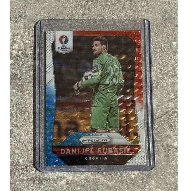 Panini Prizm UEFA EURO 2016 Croatia Danijel Subašić Mix-Fractor #182
