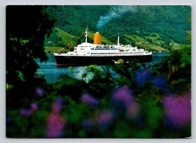 TS Bremen Passenger Vessel Ship Postcard Hapag-Lloyd Norddeutscher Lloyd