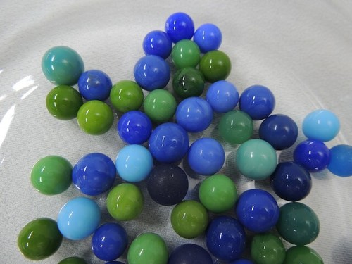 57 Vintage Opaque Blue & Green Marbles 0.50 to 0.66" - Chinese Checkers - - Picture 2 of 11
