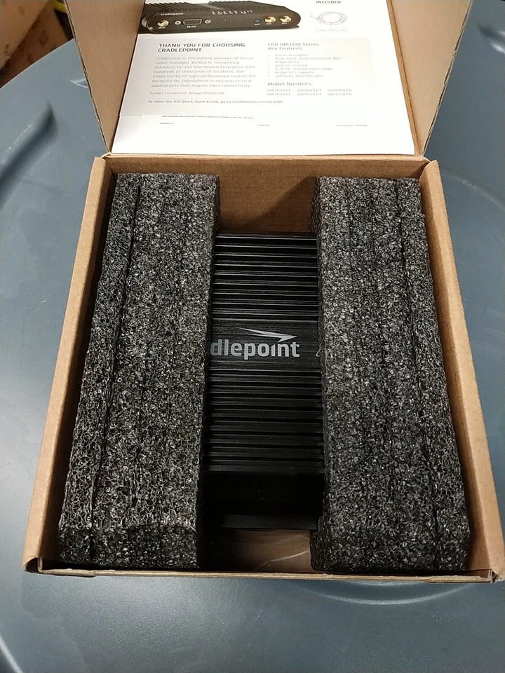 Cradlepoint IBR1100LPE-VZ 4G LTE Verizon Mobile Cellular Modem / Router w/Wi-Fi - Image 3 of 4