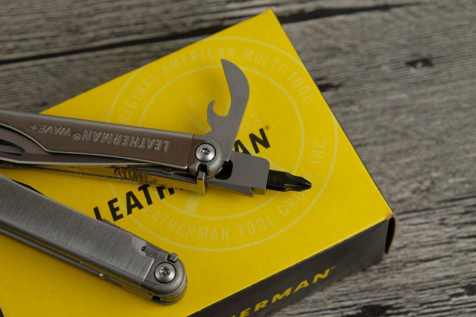 Leatherman Wave Plus MultiTool 17 Function Stainless Steel With Sheath