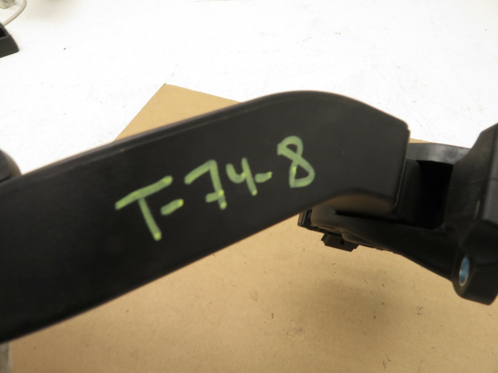 2014-2017 MASERATI GHIBLI LEFT DRIVER SIDE THROTTLE ACCELERATOR GAS PEDAL OEM