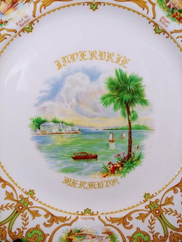 Piatto da collezione antiche BERMUDA Ocean Harbor Bay scene 11" legno avorio - Foto 2 di 13