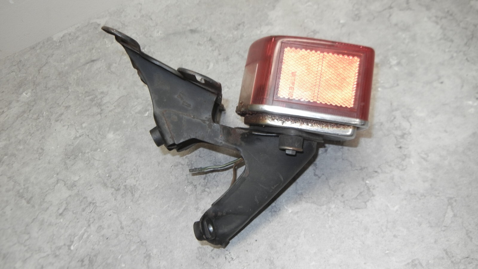 75 Honda Xl100 XL 100 K1 OEM Taillight Tail Brake Light Lens for 