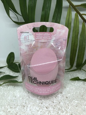 Real Techniques Miracle Complexion Sponge Schwamm für Bronzer Foundation *neu*