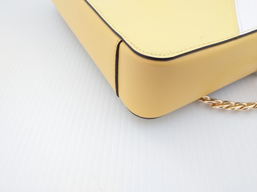 Borsa a tracolla Michael Kors Jet Set East West in giallo sole tricolore - Foto 8 di 13