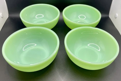4 Vintage FIRE KING OVEN WARE 5" Jadeite, Jade Green Cereal/Soup Bowls