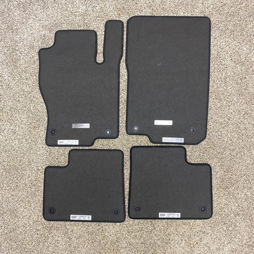 2017-2019 Mercedes-Benz GLE Carpet Floor Mats OEM Front And Rear Great Condition - Picture 8 of 12