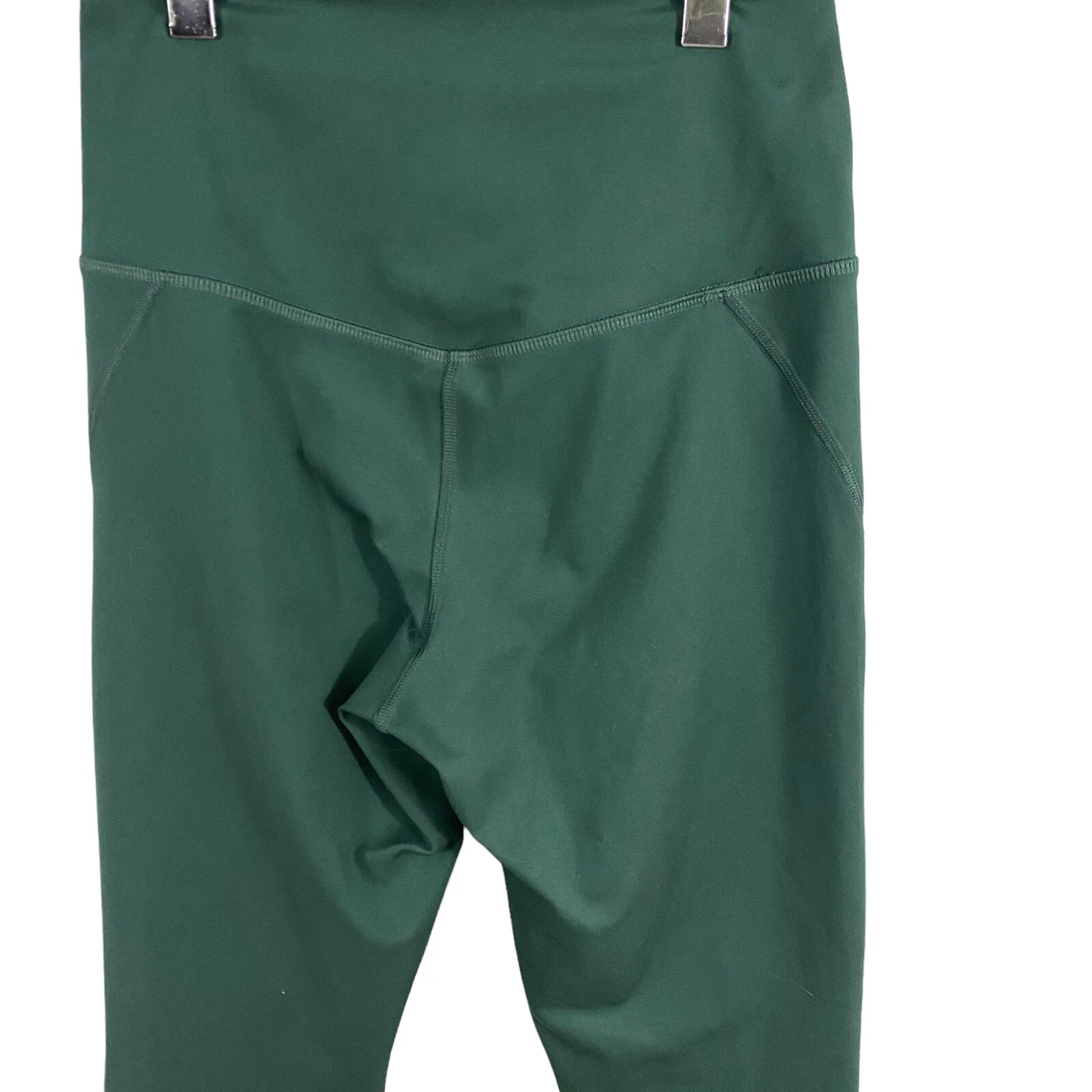 girlfriend-collective cropped leggings