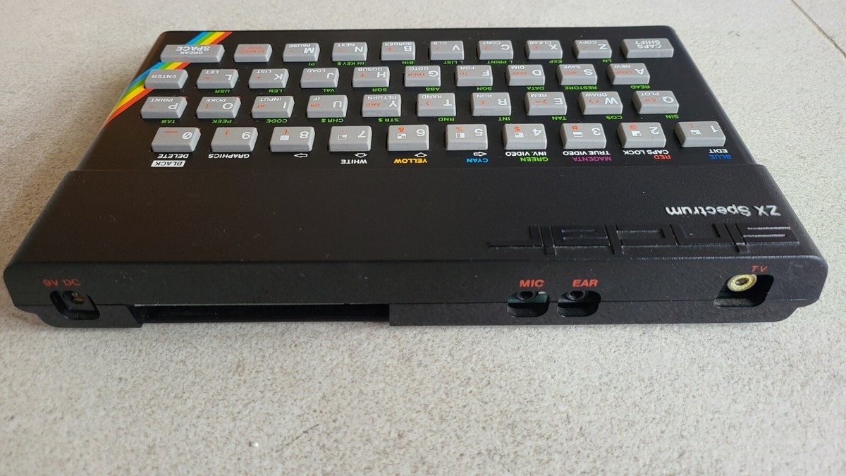 ZX Spectrum Issue 1, No. '7665', Ex condition, Boxed, Fully