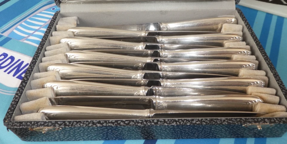 Boulenger coffret 12 couteaux à dessert métal argenté modèle régence Boulenger - Photo 2/4